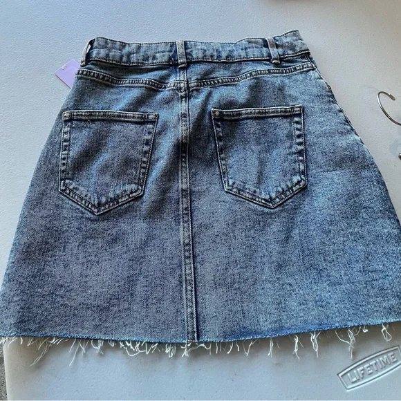 Denim Skirt - Picture 8 of 9